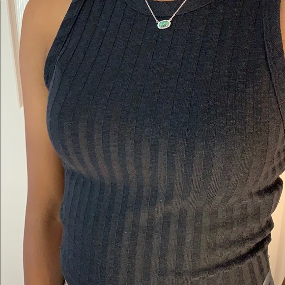 Black ribbed tank top - Picture 3 of 3